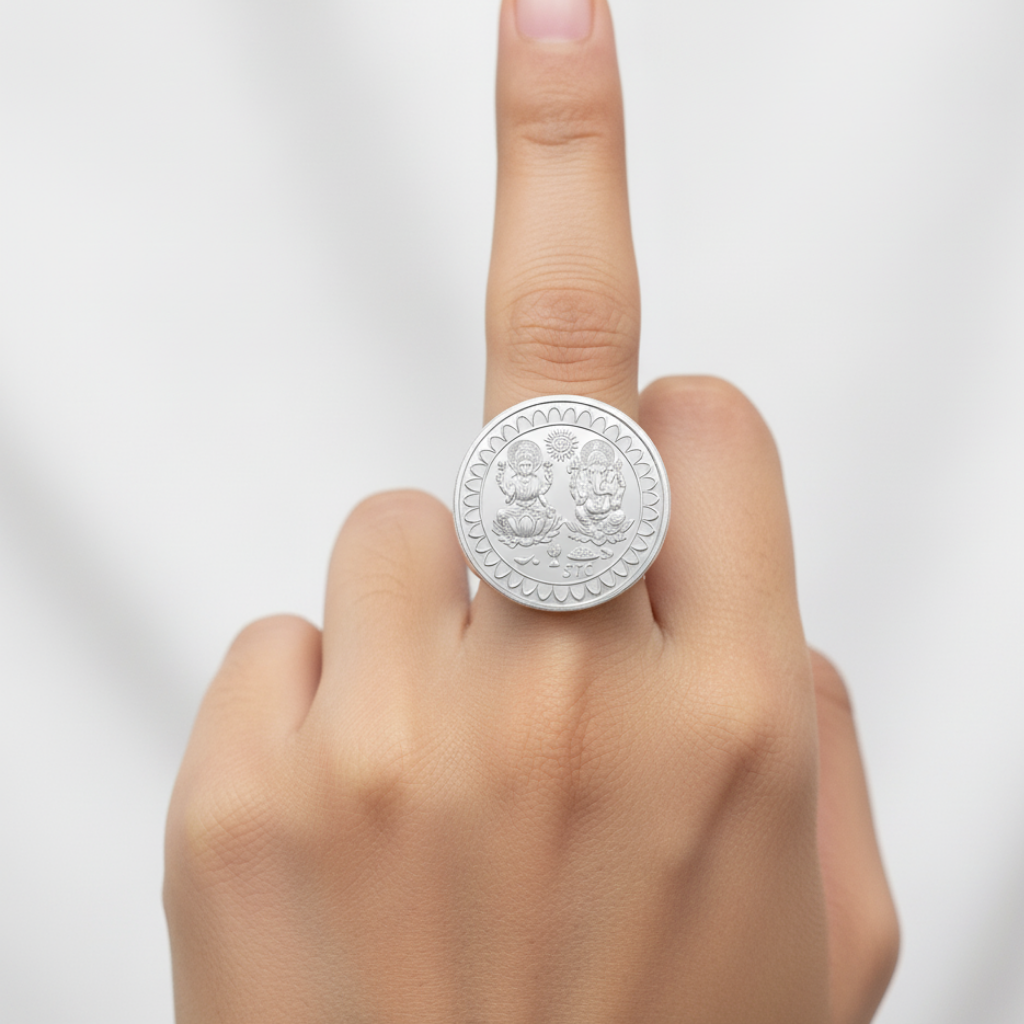 Collectible fine-silver coin with traditional motifs- 5GM