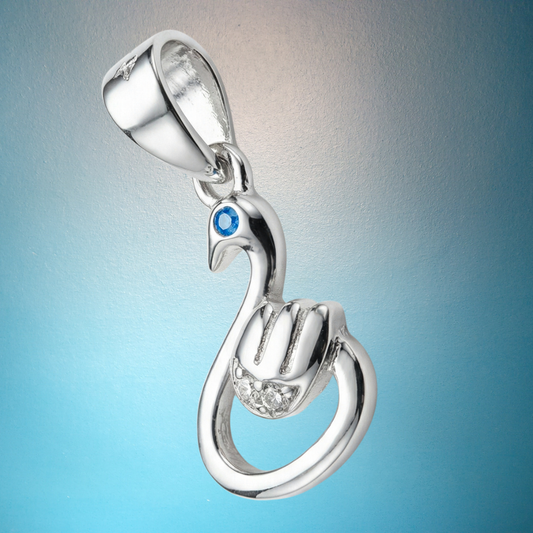 Guardian Heart Cat Pendant by Silvanya