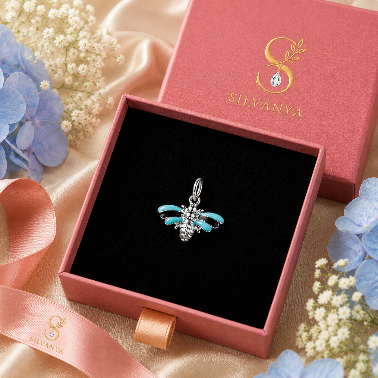Skywing Bee Charm